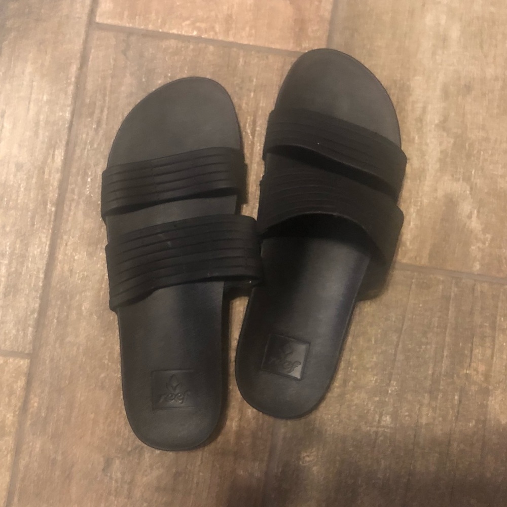 Reef sandals
